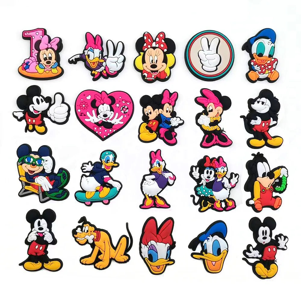 20pcs Hot Toys Disney Cartoon Winnie Pooh Shoe Charms for Shoes Decoration Accessories Classic Clog Sandal Buckle Kids Gifts