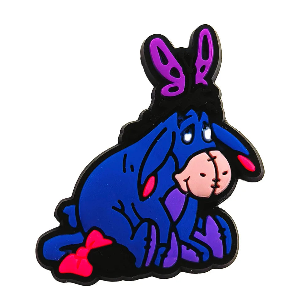 20pcs Hot Toys Disney Cartoon Winnie Pooh Shoe Charms for Shoes Decoration Accessories Classic Clog Sandal Buckle Kids Gifts